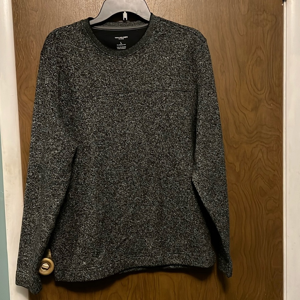 Van Heusen black sweater size L